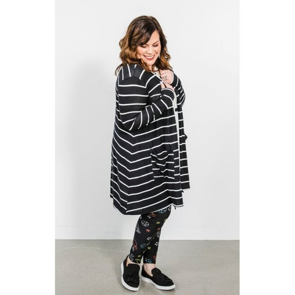 NWT LuLaRoe Cardigan M Stripe Caroline Orange Open Front Pockets Thanksgiving - Picture 2 of 10